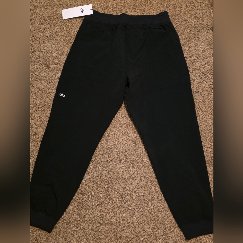 ALO Yoga Black High-Rise Athletic Joggers with Logo